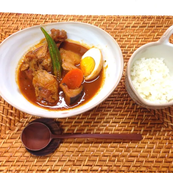 Snapdishの料理写真:大好きなスープカレー♪♫♬今日はルーを使ってみたよ！やっぱルー使った方が美味しいなぁ〜…
(●´-` ●)|nonchiさん