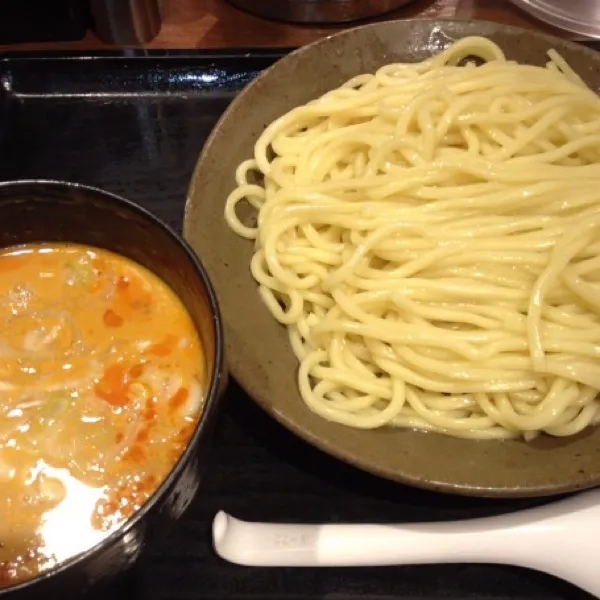 四川坦々つけ麺。そんなに辛くなかった。＼(^o^)／|takapiroさん