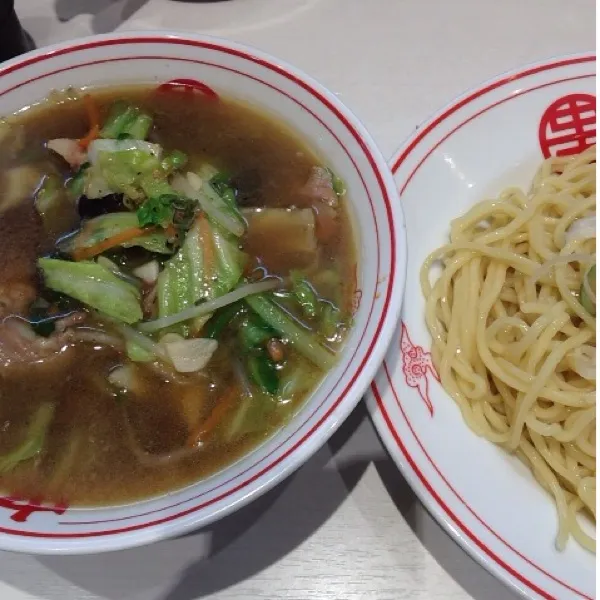 冷しラーメン。辛くない中本もいい感じ！o(^▽^)o|takapiroさん