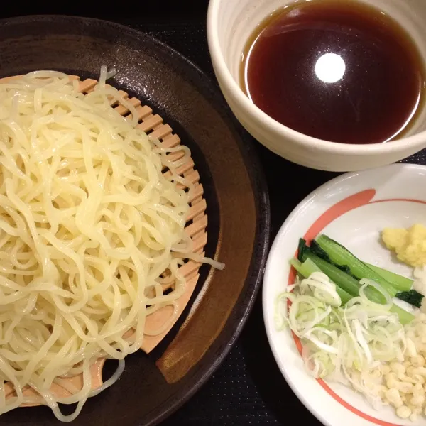 和風盛り中華。冷たい麺なので、ざるそば感覚！(*^_^*)|takapiroさん