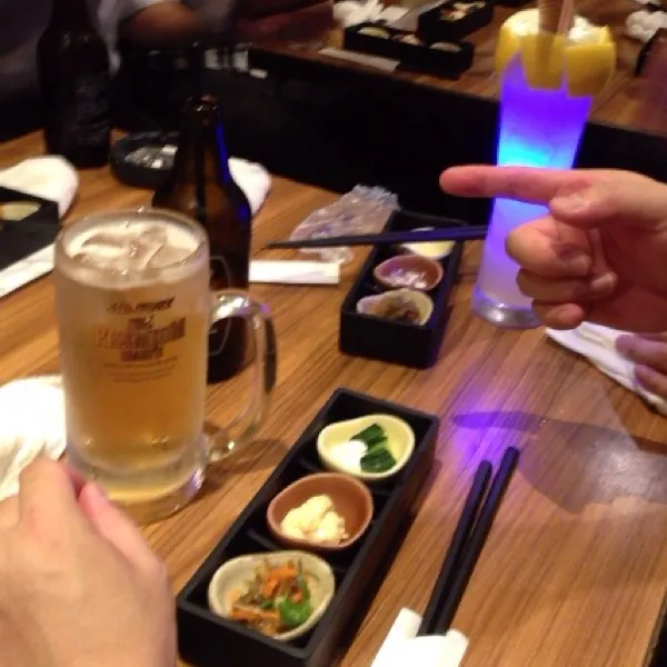 ボーナス飲み会。2次会のスタート！( ^ ^ )/□|takapiroさん