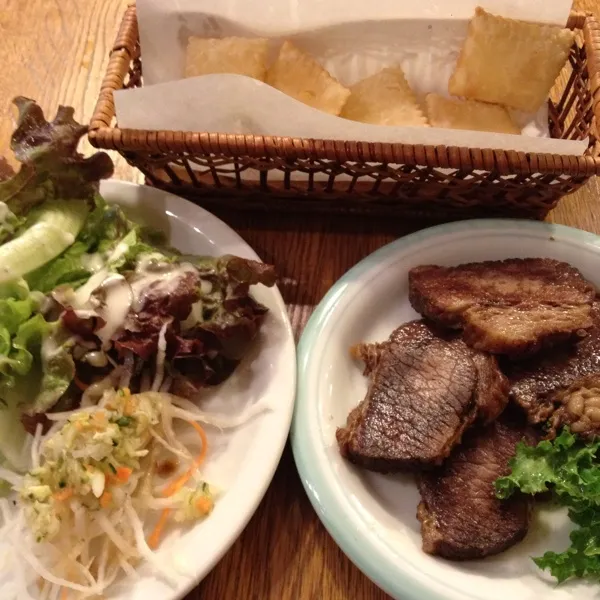 牛バラ肉、ミニパステル(チーズ)。ブラジル料理！(*^_^*)|takapiroさん