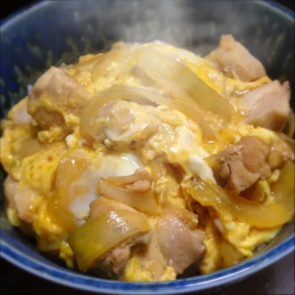 夜:親子丼
卵とろーり、箸が止まりません(((o(*ﾟ▽ﾟ*)o)))|ぺろたんさん