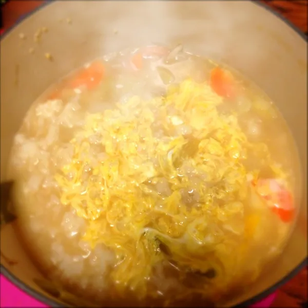 夜:雑炊
昨日の牡蠣鍋の旨味がつまった優しいお味♪( ´θ｀)ノ|ぺろたんさん