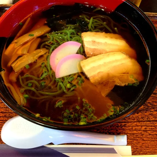 おやつ代わりに オリーブラーメン
麺が緑やわ|Yuriさん