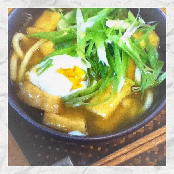 関西風（京風？）カレーうどん☆
肉ではなくて お揚げさんで作ります
とろみも片栗粉なので あっさり食べられます(^^)|Yuriさん