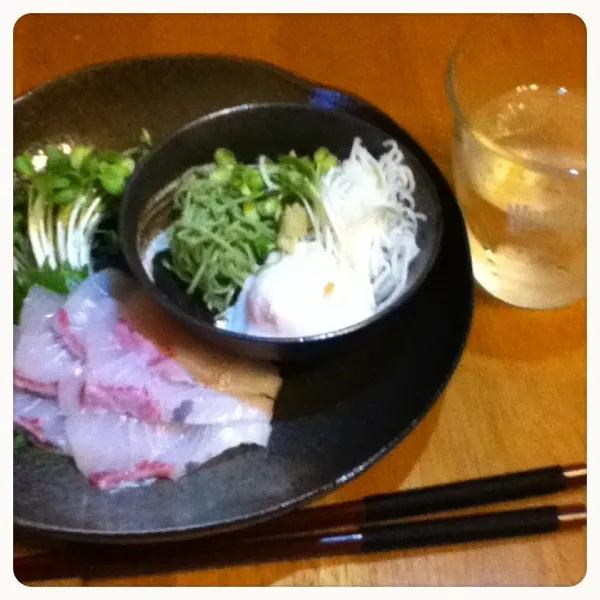 Snapdishの料理写真:今夜は 和食で 芋焼酎♡

カンパチに 魚そーめん 温泉玉子
揚げ茄子の 蟹あんかけ
鯨の照焼き
芋サラダ          白いお皿が欲しい…|Yuriさん