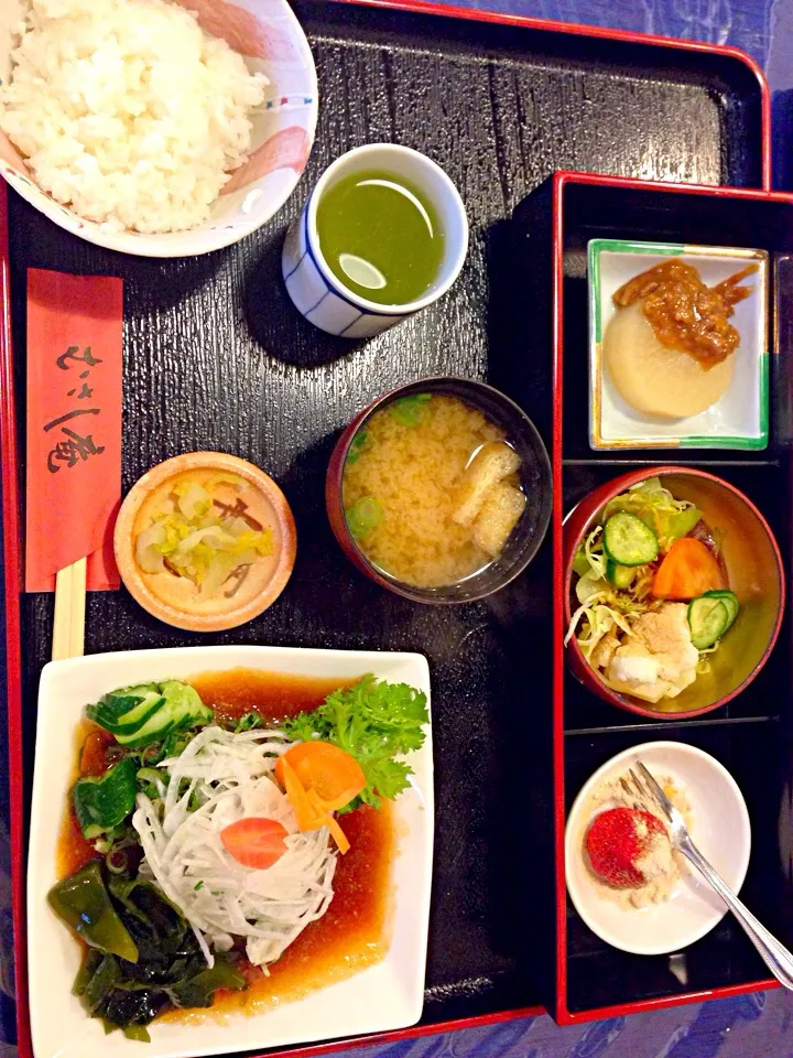 むさし庵 かつおたたき定食|まからいとさん