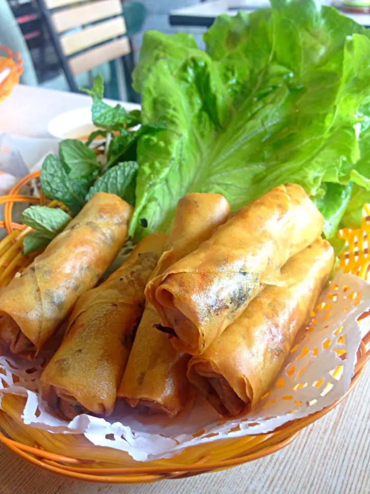 Deep Fried Vietnamese Spring Roll|Queenさん