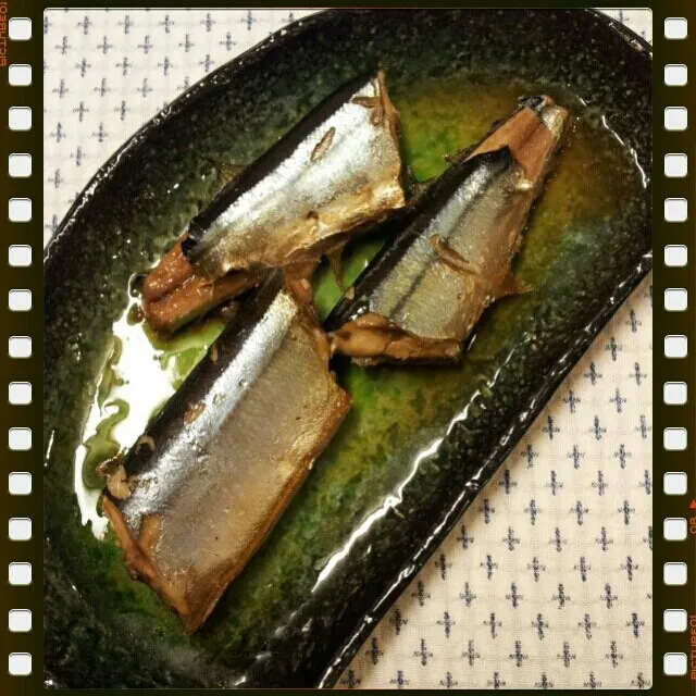 Snapdishの料理写真:秋刀魚の煮付け 高野豆腐と切り干し大根の炊き合わせ
秋刀魚は煮付けも美味しいですね(^^)v
高野豆腐の炊いたのは、大好きな定番おかずです♡|sakanechiさん