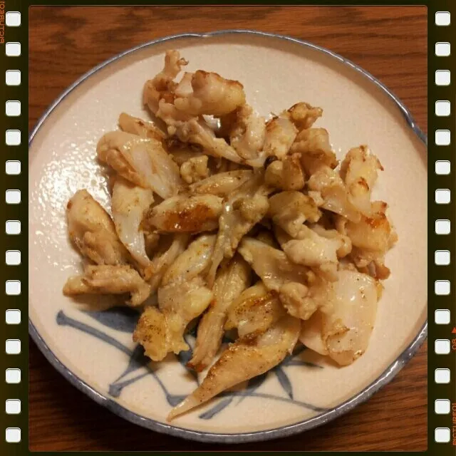 やげん軟骨塩コショウ炒め
あ~美味しい♪
アテに最高です(*´∀｀)ノ|sakanechiさん