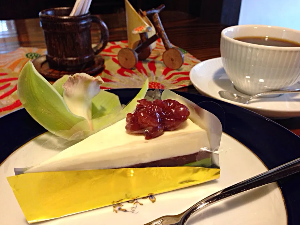 Snapdishの料理写真:抹茶のチーズケーキ、コーヒー|サチさん