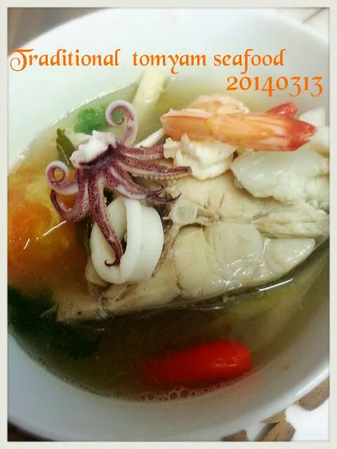 Snapdishの料理写真:家庭式海鲜tomyam|wing tanさん