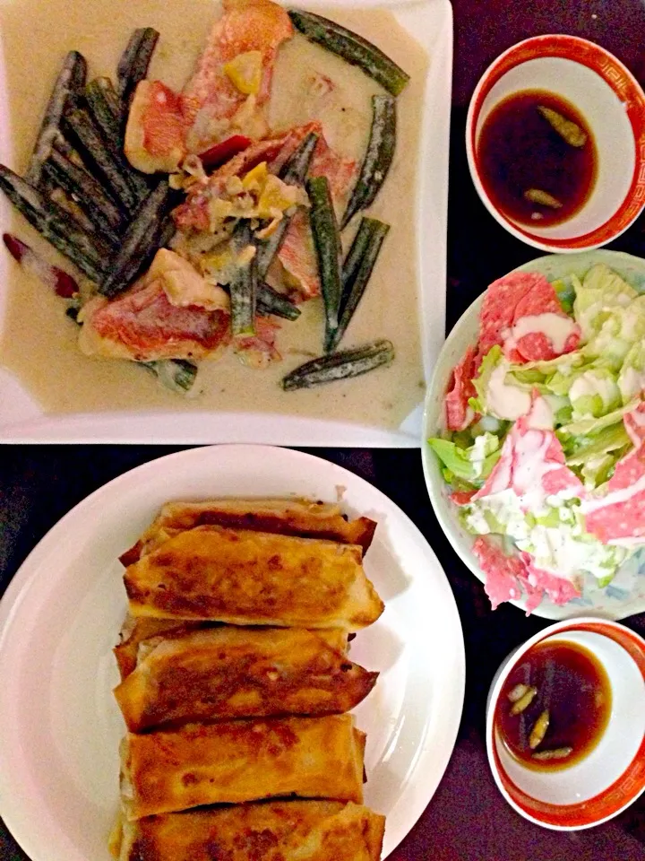 lumpia prito , ginatan isda & salami salad|Sally Plandoさん