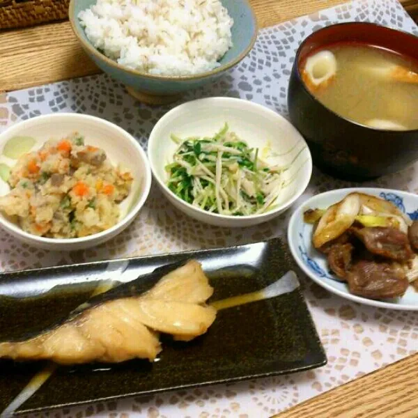 ☆たらの煮付け
☆砂ずりと葱のニンニク炒め
☆卯の花
☆えのきと豆苗のぽん酢和え|まりーんさん