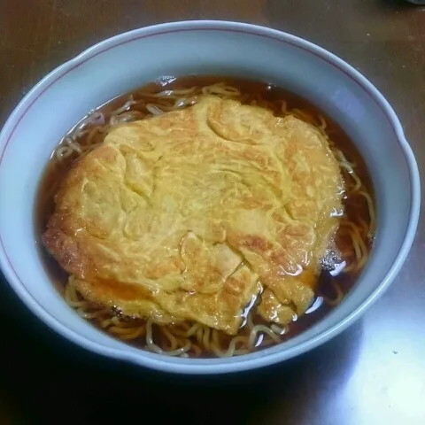 天津麺。醤油出汁は自作。蟹玉は得意なんだけど、今日のは卵が少なかった。でも満足の味にできた。|masahiroさん