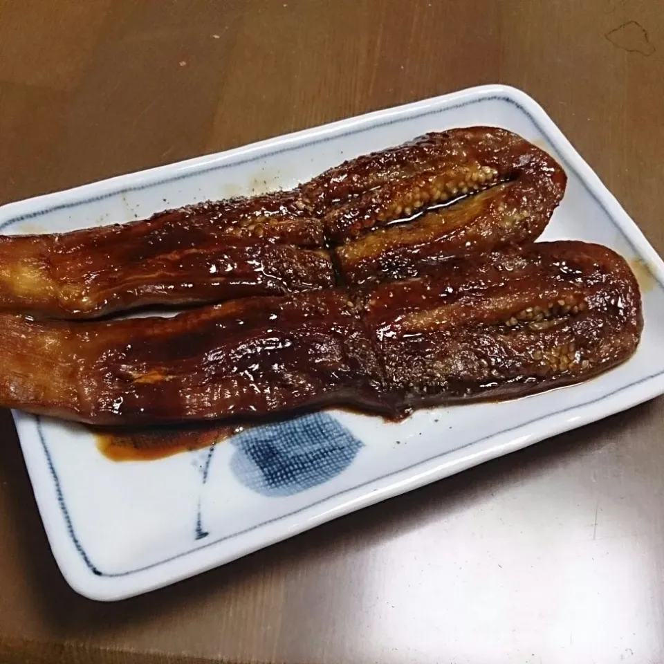 やっぱり、？？な味のナスのうなぎ蒲焼き風。|masahiroさん