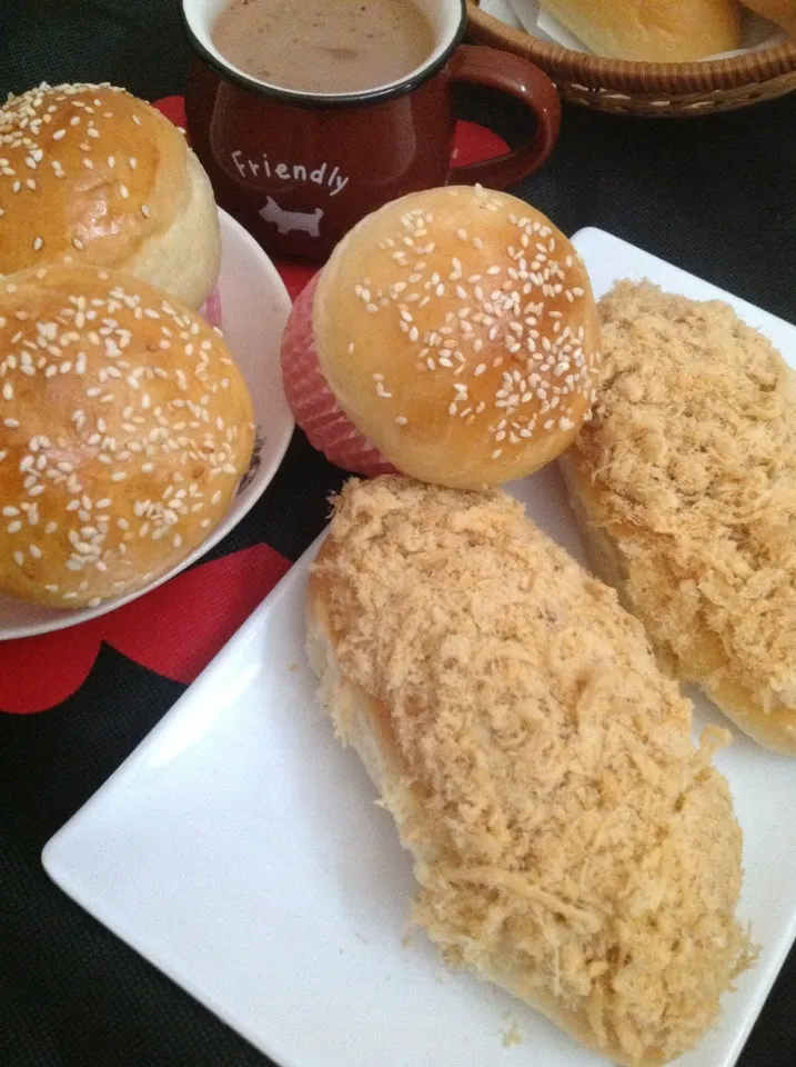 Chicken Floss & Basic Sweet Buns|Joyce See Tuさん