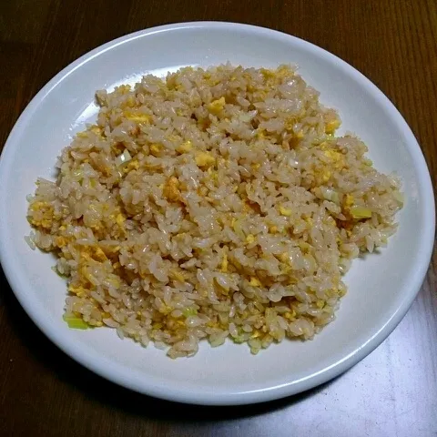 チャーハンの定番。ネギたまごチャーハン。この味はホッとする。やっぱり美味しい！|masahiroさん