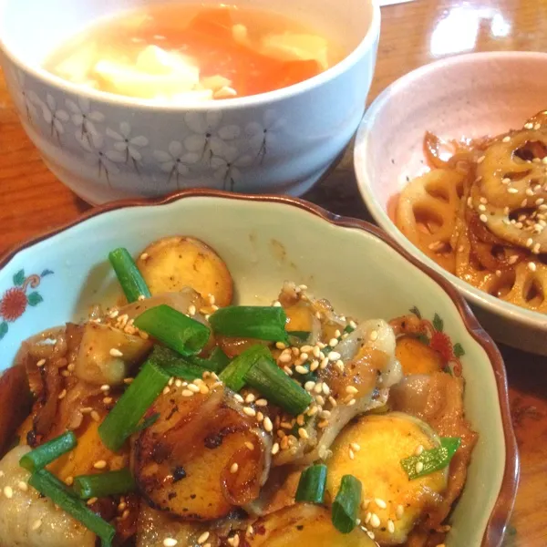 冷蔵庫の中を見て思いつき料理。
蓮根のきんぴらは、ちょっとしょっぱかったかな。さつまいもと豚肉の甘辛炒めは成功〜|chouchouさん