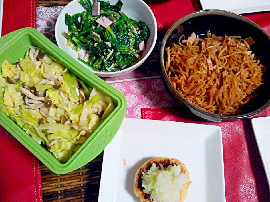 おからハンバーグ
キャベツとしめじの塩麹でチン
ほうれん草とハム
切り干し大根とベーコン煮|さちさん