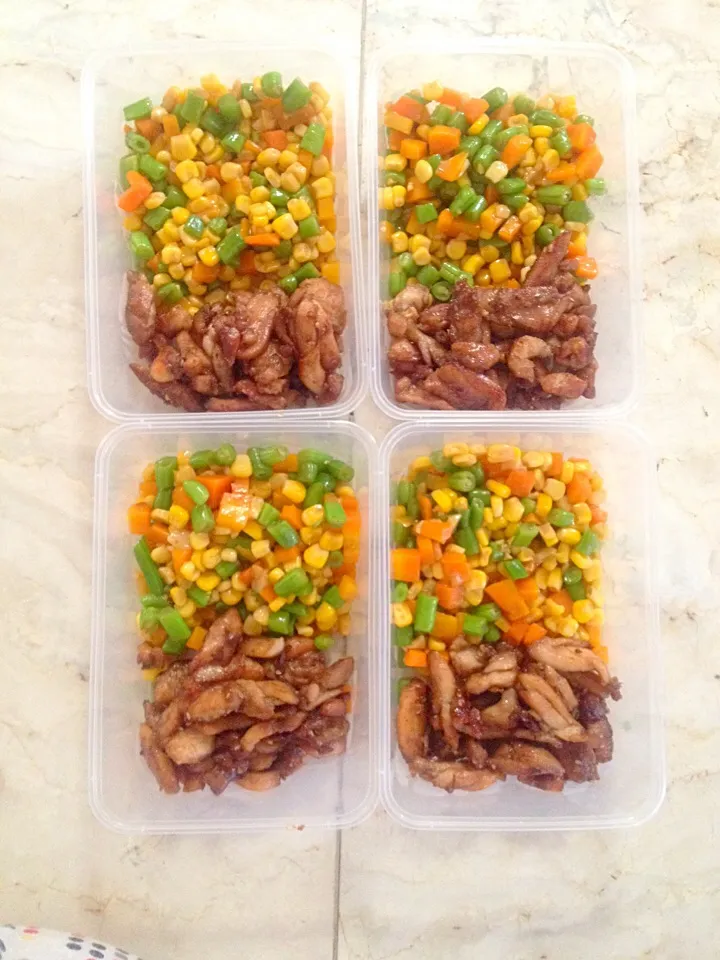 Chicken teriyaki with mixed veggies|leigh anchetaさん