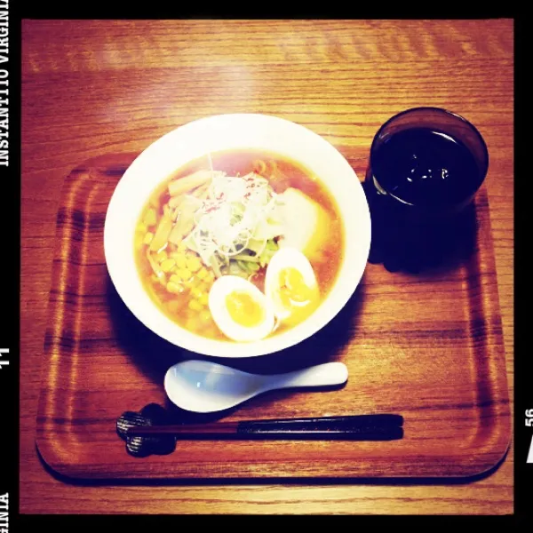 Snapdishの料理写真:遅夜ごはん。凡の風 味噌ラーメン。
トッピングはキャベツもやし炒め、半熟ゆで卵、チャーシュー、シナチク、コーン、白髪葱、天然水。|月さん