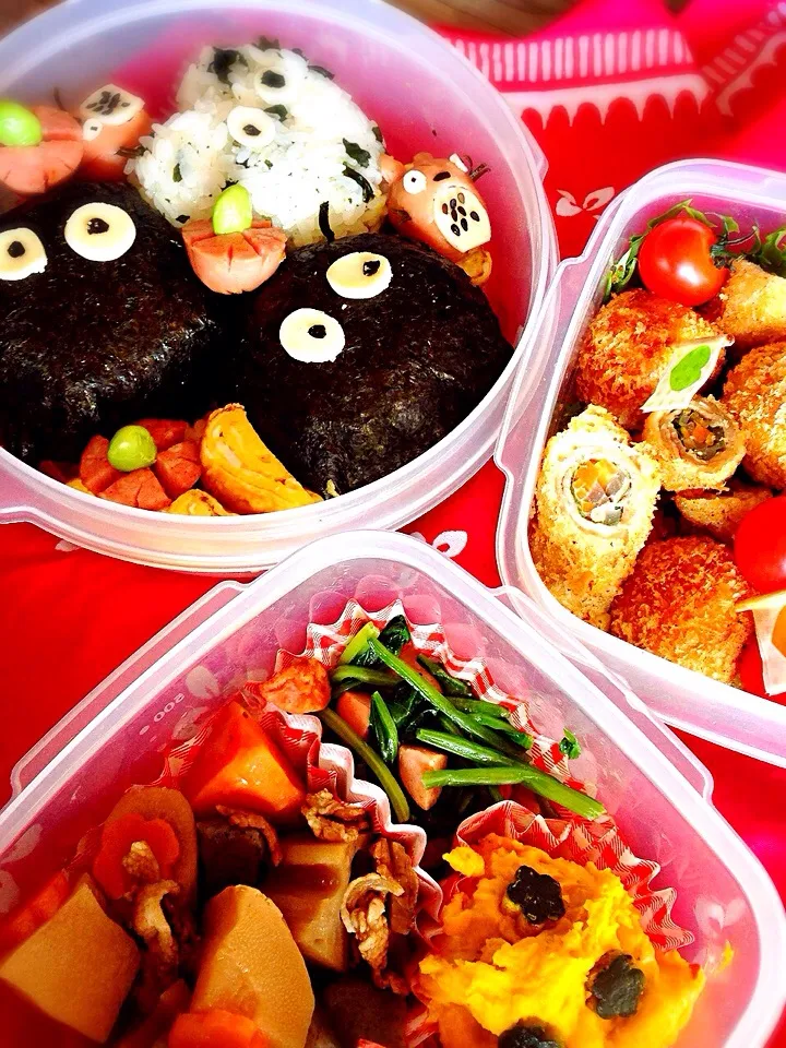 Snapdishの料理写真:真っ黒黒スケピクニック弁当♡|nanamiさん