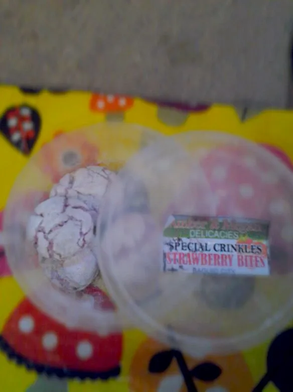 Stawberry Crinkles from Baguio City :)|Dan Sundaeさん