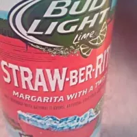 Can of Strawberry Margarita|Chelsea Faithさん