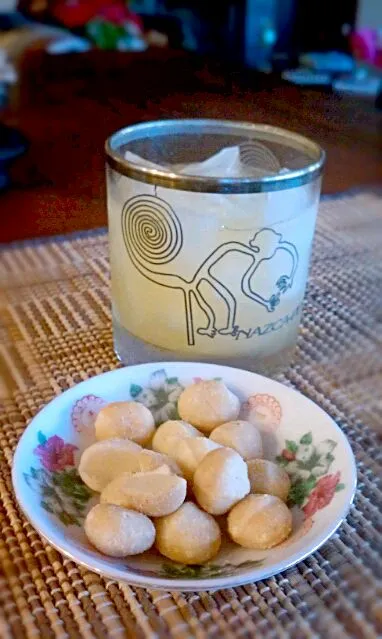 macadamia nuts with lilikoi margarita|Jiraphon Gさん