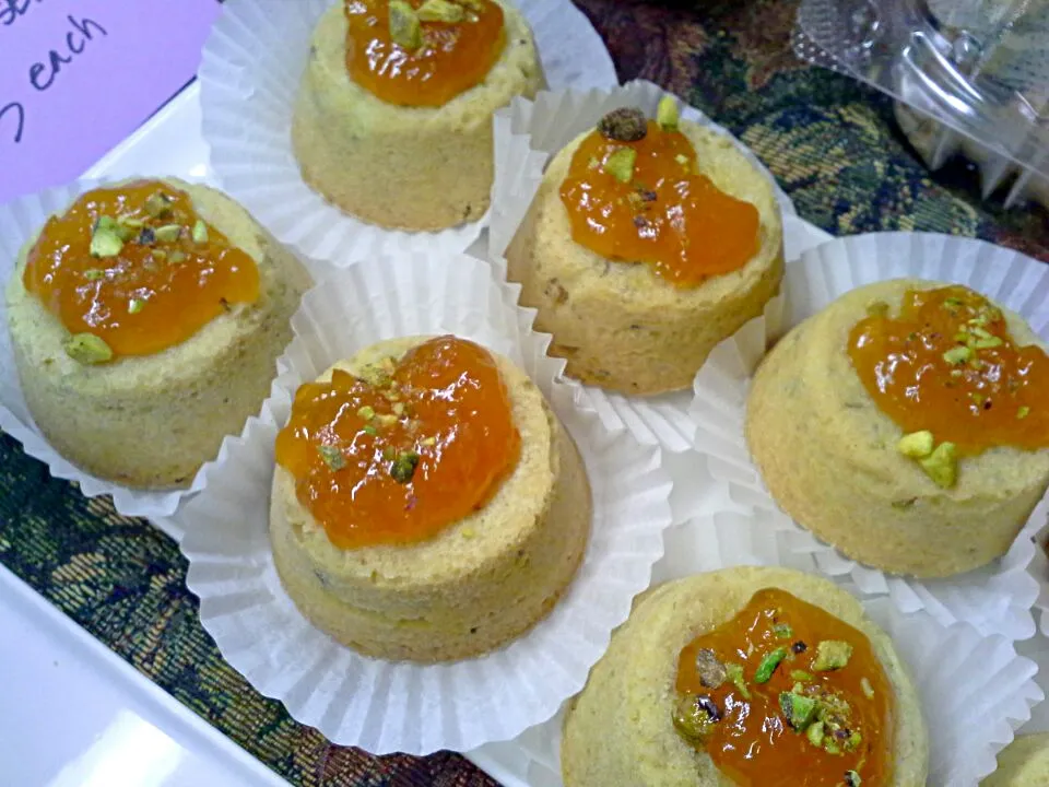 Pistachio Shortbread with Apricot Jam|Craig Cumpstonさん