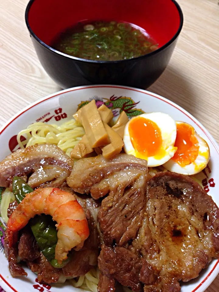 魚介豚骨醤油のつけ麺！|伍龍やすさん