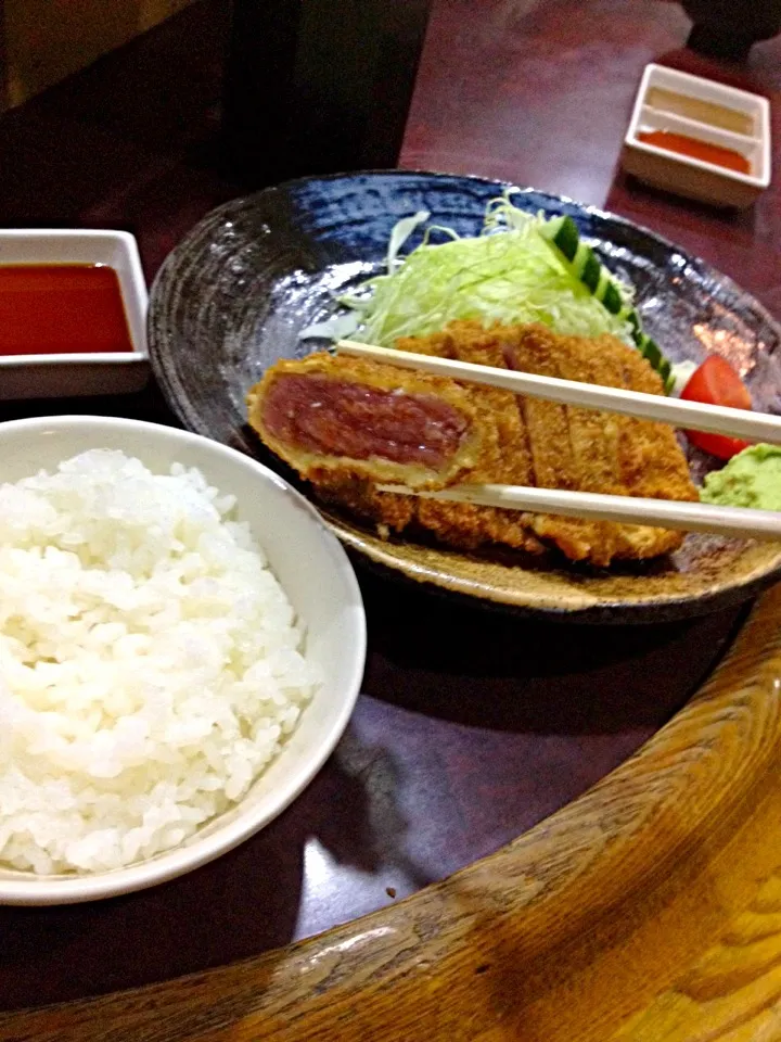 おかだやの牛かつ。牛ロースランチカツセット🐮✨🍴|K.Sさん