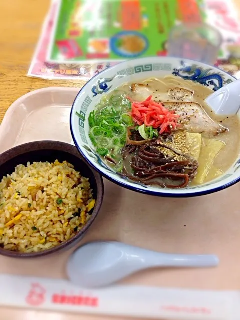 Snapdishの料理写真:ラーメン|yama7696さん