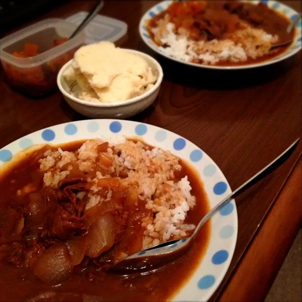 嫁さまがハヤシライスを作ったよ‼ポテトサラダ付き！|Takasi Harunoさん