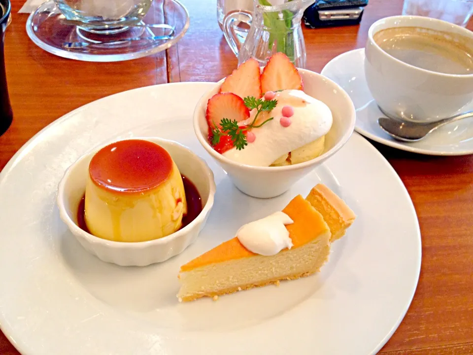 Snapdishの料理写真:GODIVA cafe 期間限定プレート|leeさん