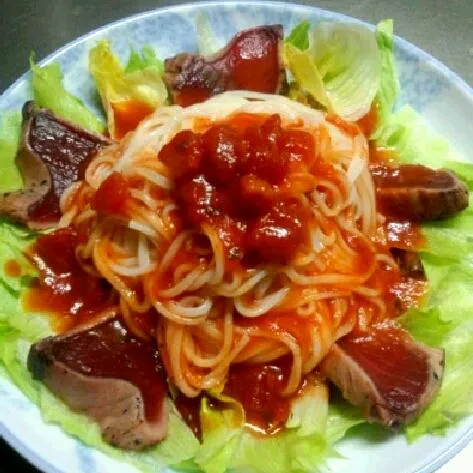 レタスと鰹のたたきのイタリアンそうめん☆夏っぽいでしょ♪|すぬすぬさん