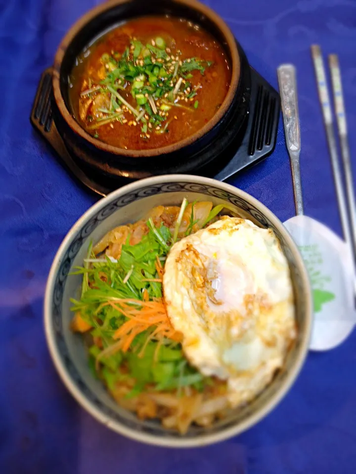 Snapdishの料理写真:カレーチゲと玉ねぎ丼|魯雪野さん