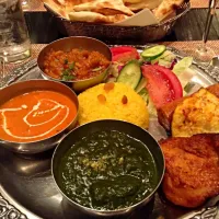 Snapdishの料理写真:Indian curry plate|shhhhhさん