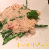 Snapdishの料理写真:パンとドリンクは食べ放題(^^)|acaneさん