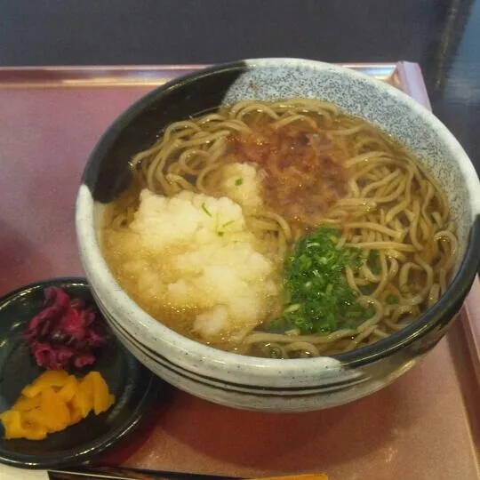 おろしそばと豚しょうが丼。
このセットで1,000円。
量も多くてお得(´∀｀*)|acaneさん