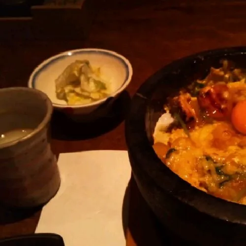 石焼き親子丼♡どこ産の食材か説明してもらいたがらいただきました(´∀｀*)鶏めーちゃおいし！|acaneさん