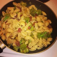 Snapdishの料理写真:Italiano Pasta Salad|Dominic Walickさん