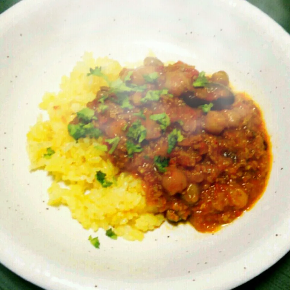 カレーが無性に食べたくてキーマカレー(*´ω｀*)
最近カルダモンの消費が激しい。
香りの王様。笑|ゆきさん