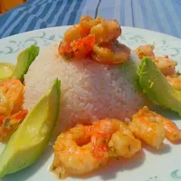 Shrimp seared . white rice , avocado|Mario Mさん