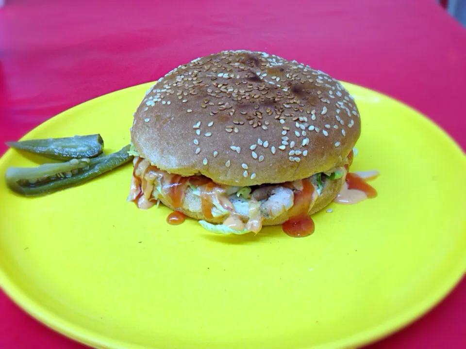 Hamburguesa de camarón en ke-tortas!|Roberto Nayaさん