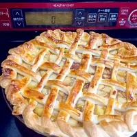 Snapdishの料理写真:my very own...AppLe PiE😁|Charmieさん