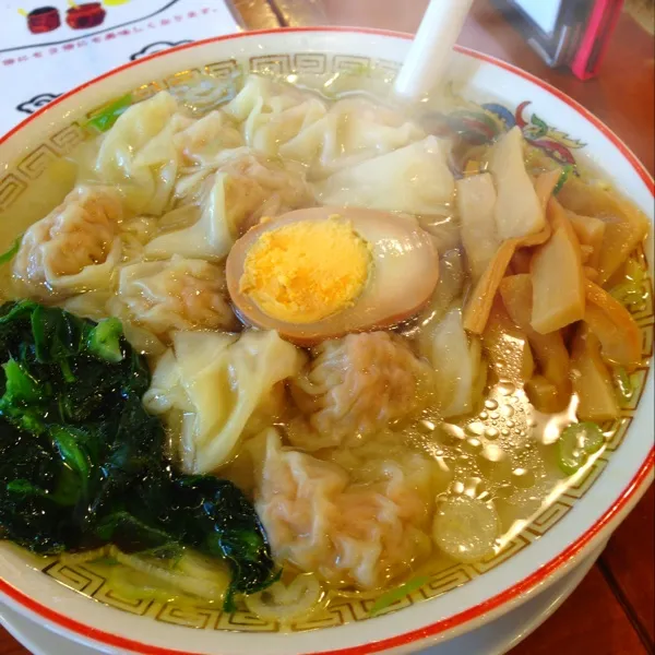 ワンタン麺！めっちゃおいしい！|あややさん