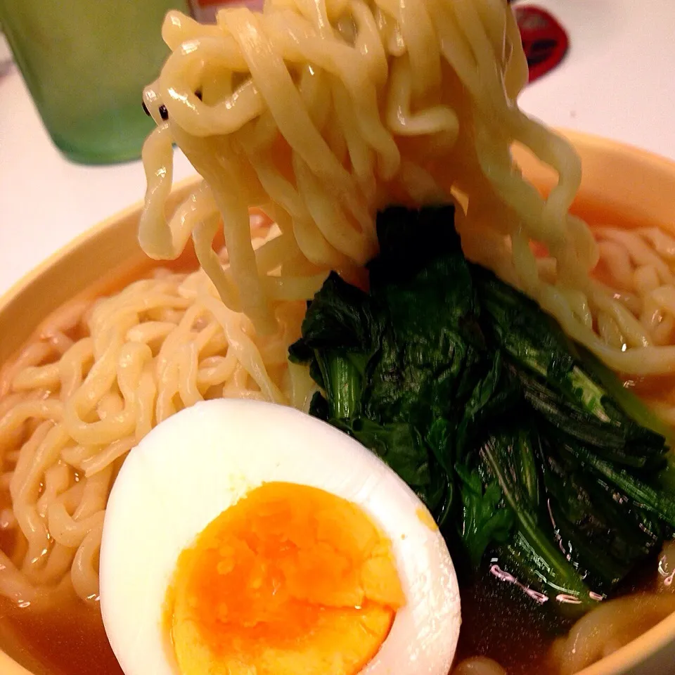 お土産🍜喜多方ラーメン✨を、肉なし、玉子と春菊でー|koji toyodaさん